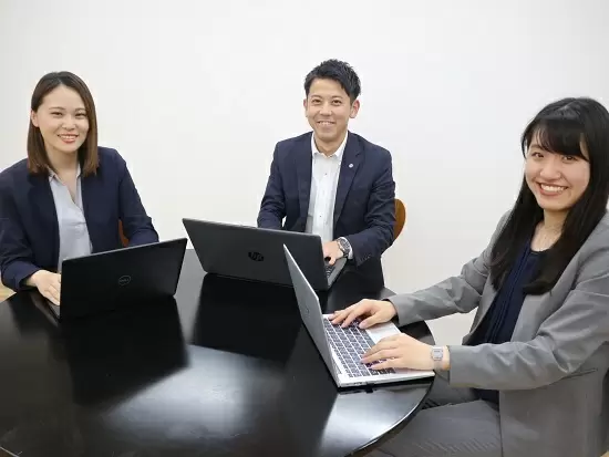 未経験スタートの20代社員も多数活躍！