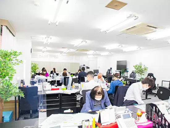 幅広いニーズに対応し、多角的に人々の暮らしを支えています！