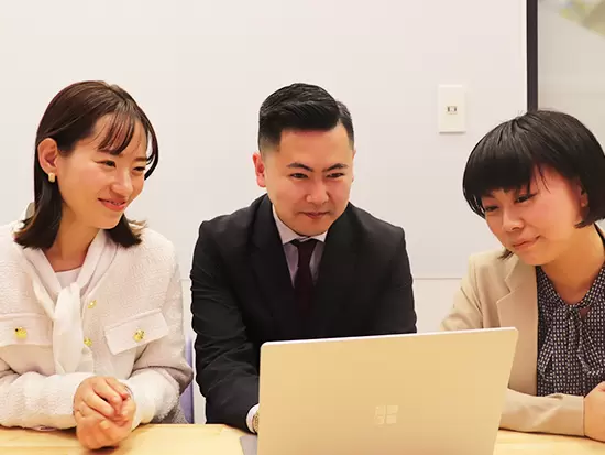 プライベートとしっかり両立できるよう、社内環境を整えています。