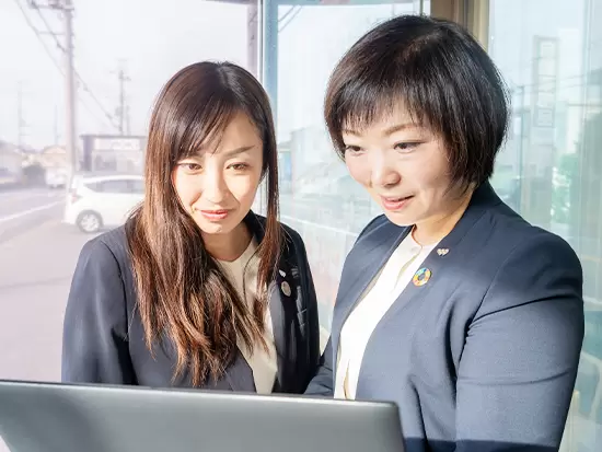 互いに支え合い、助け合うのが当社の文化。未経験の方も安心してご入社ください！
