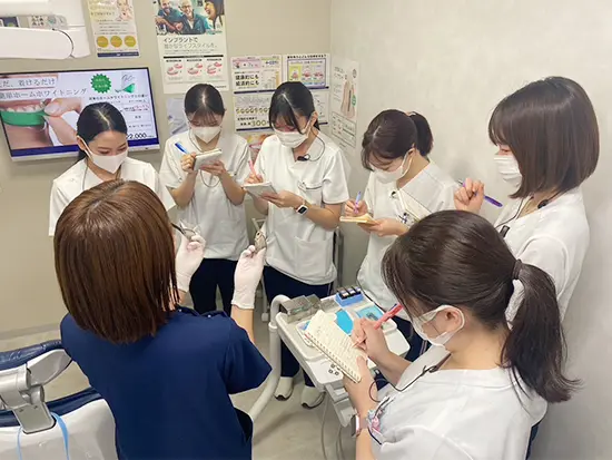 先輩の9割が未経験スタート！本部研修でイチから学べるので、未経験の方も安心です◎