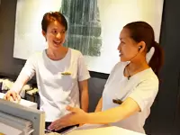 お店の運営の流れをつくっているという実感が得られるのがフロントのやりがいです！