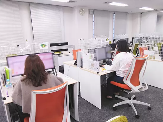 残業月2時間ほどと定時退社が基本！プライベートも大切にできます。