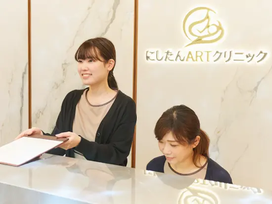 エステやブライダル、ホテルなど先輩の前職は様々！「誰かの役に立ちたい」という想いを重視した採用です◎