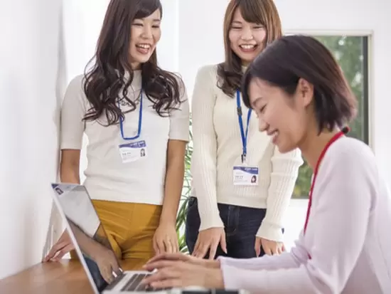 中途入社の社員が多く活躍中。すぐ馴染める環境です。