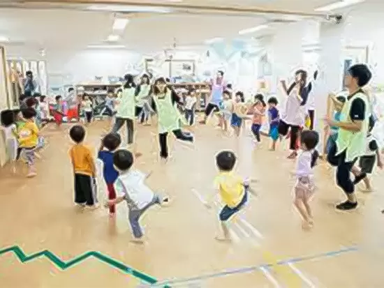 グループ会社には、保育園「ピノキオ幼児舎」も36ヶ所にて展開しています。