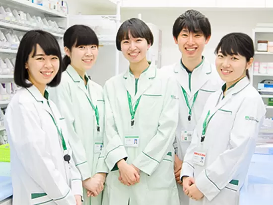 店舗数拡大に伴い、新たなメンバーを募集中です！