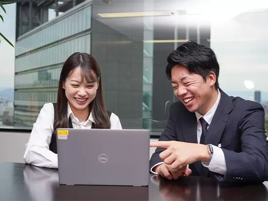 「誰かをサポートすることが好き」な方にピッタリ！丁寧な言葉遣いや笑顔で受け答えできる方は大歓迎です。