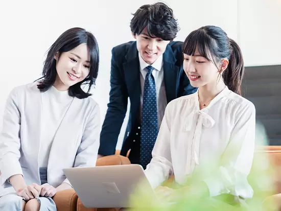 20代多数！市場価値を大幅に上げることができ、早期から年収800万、1000万超えも可能です。