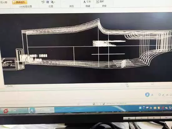 デザイン画の描き方も習得できます◎