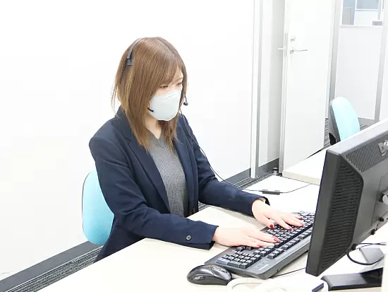 20～40代の女性がオペレーターとして活躍中。子育て中の方も多数在籍しています。