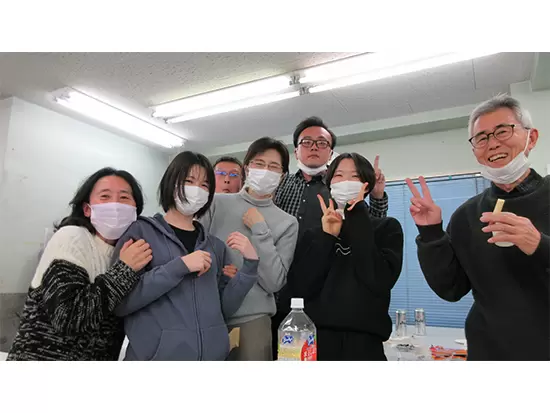 メンバー間は和気あいあいと雰囲気が良く、居心地の良い環境で働けます！