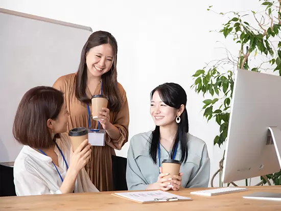 先輩社員の手厚いサポートであなたの成長を支援しますのでご安心ください！