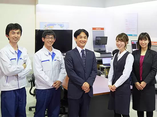 未経験・第二新卒・文系でもOK！入社後は1ヶ月間の研修からスタートし、安心して始められます！
