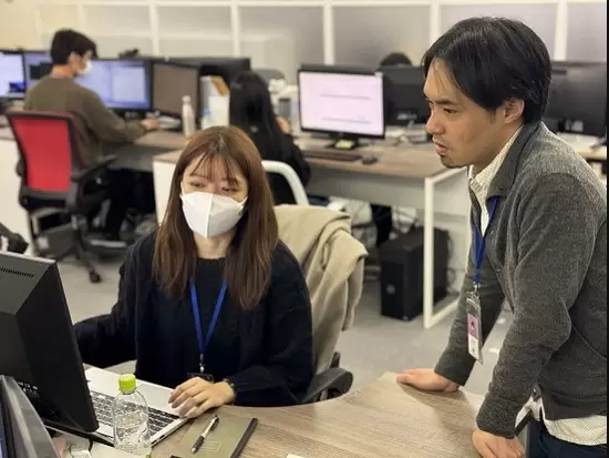 質問や意見交換がしやすい雰囲気なので、 分からないことは何でも聞いてください！