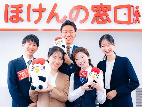 店舗のみんな全員で助け合いながら働ける環境です♪