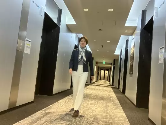 髪型やネイルなどは自由。オシャレも楽しめます◎
