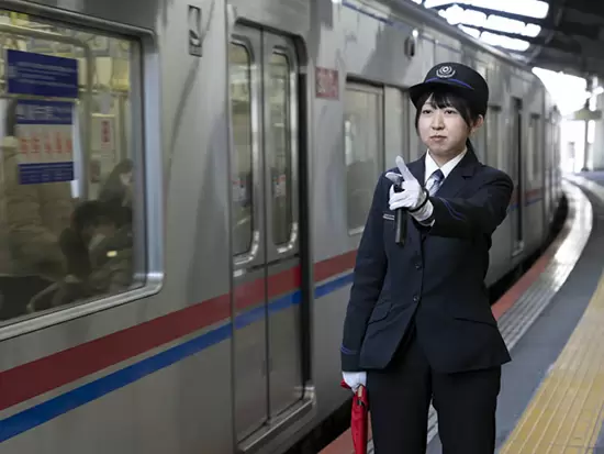 多くの人々の足となり、暮らしを支えています。