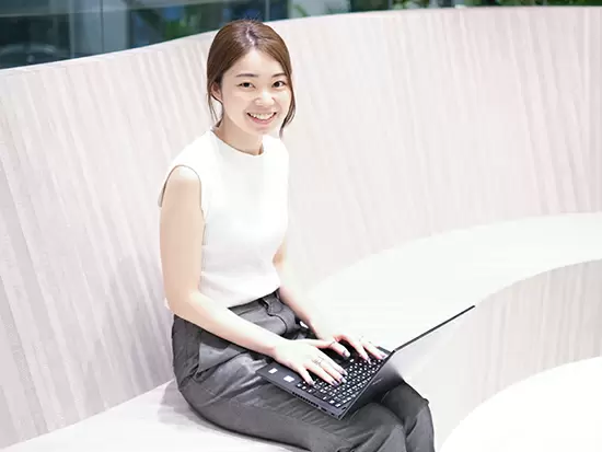 社内での交流もしっかりとあり、メリハリをつけ、あなたらしい働き方をしましょう♪