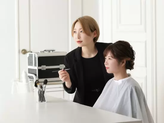 必要な専門スキルは入社後に研修で身に付けられます。未経験スタートの先輩も多数活躍中！