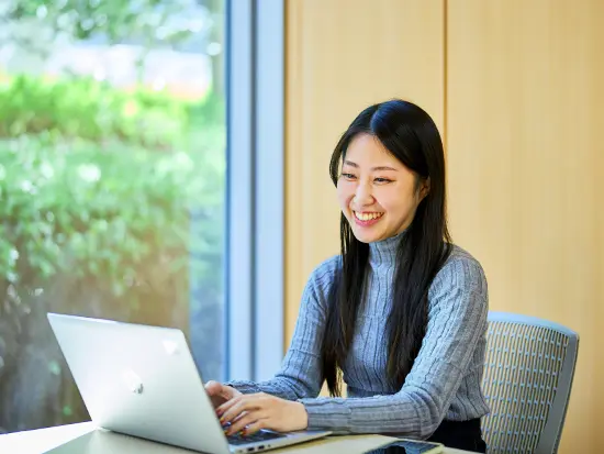 社会インフラの開発や、国家規模の社会問題の解決に寄与できます。