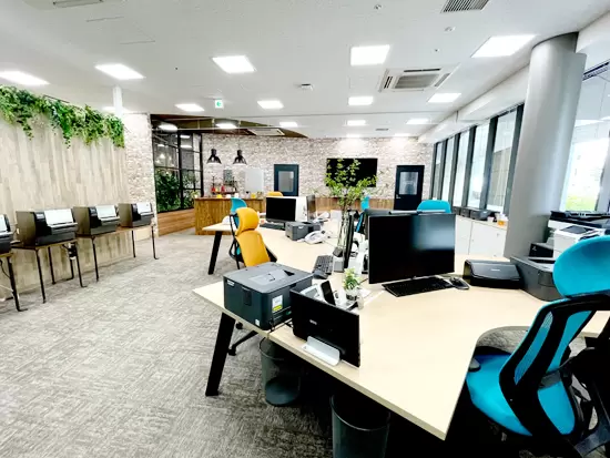 【メリハリ重視】スタッフ同士で協力しながら業務を進めており、残業はほぼゼロ。働き続けやすい環境です。