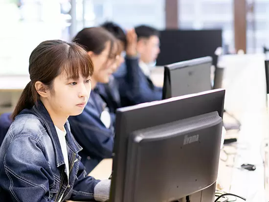 20～30代、未経験で入社した社員が多数活躍中です♪