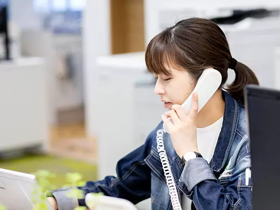 フレックスタイム制や産育休実績、時短勤務制度もあり、仕事とプライベートを両立しやすい環境です
