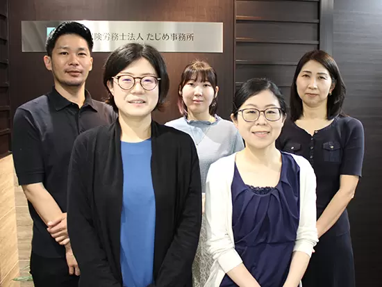女性スタッフを中心に活躍中！和気あいあいとした雰囲気で、中途入社の方もすぐに馴染めるはずです♪