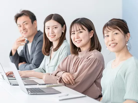 30～50代まで幅広い女性が在籍◎「もう一度働きたい」そんなあなたをサポートします！