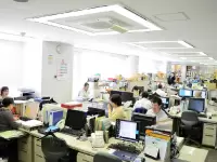 ▲営業はほとんどが外出中。情報共有は専用ツールでバッチリです★