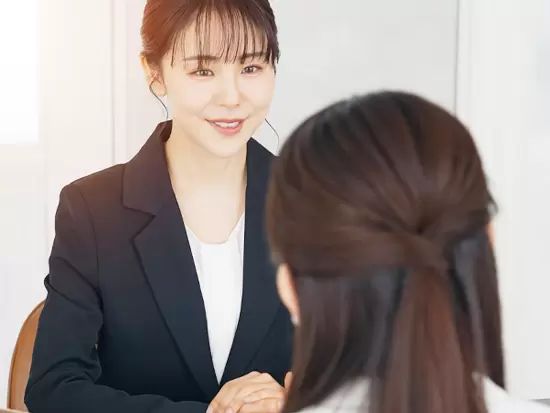 製薬会社での経験が無い方もOK！「人の役に立ちたい」という方は是非、ご応募ください！