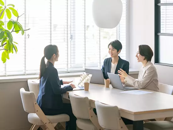 IT分野での幅広いサービスを通してお客様企業に貢献しています