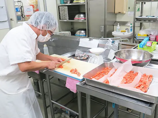 キャンパスを利用する多くの人の「食」を支える、やりがいを感じられるお仕事です♪