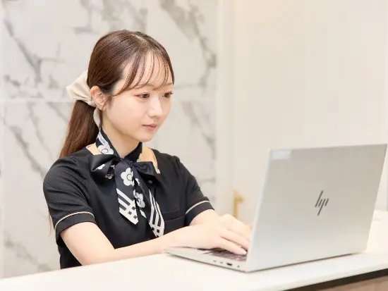 お客様と向き合うことで感謝されるポジション。誰かと接することが好きな方にピッタリです♪