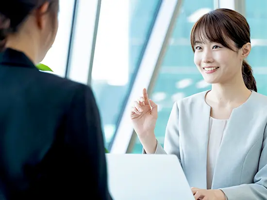 技術を持った人材不足が課題となっているIT業界を支える事業を展開しています。