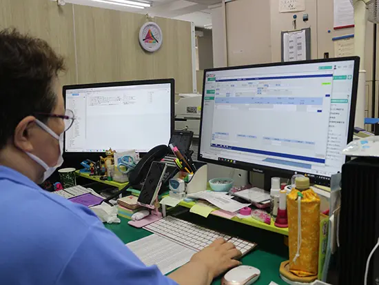 作業スペースは広く、ゆったり落ち着いて仕事ができます