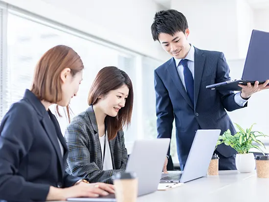 あなたの成長を徹底サポート！分からないことは先輩が丁寧に教えます。