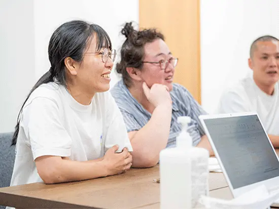 【完全週休2日制】【残業少なめ】とプライベートを大切にしながら働けます♪