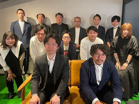 創業9周年を記念して撮影した1枚♪