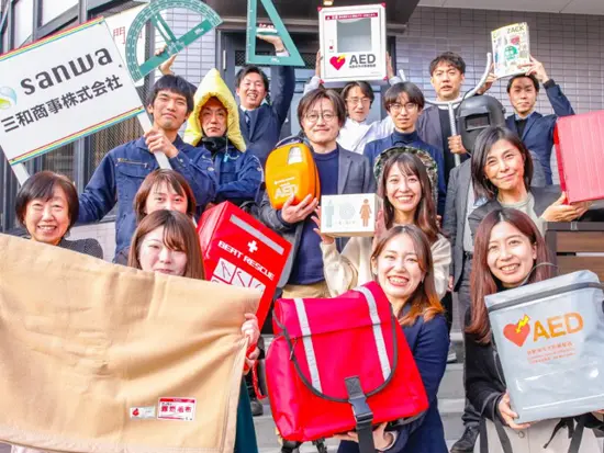 社内は和気あいあいとした雰囲気。助け合いながら仕事を進めています！