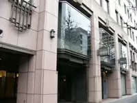 永田町から徒歩10秒ほどと、アクセスは抜群です！
