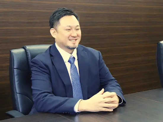 代表の村上です。私も全くの未経験からIT業界に転職してきたので、エンジニアになりたい方を応援します！
