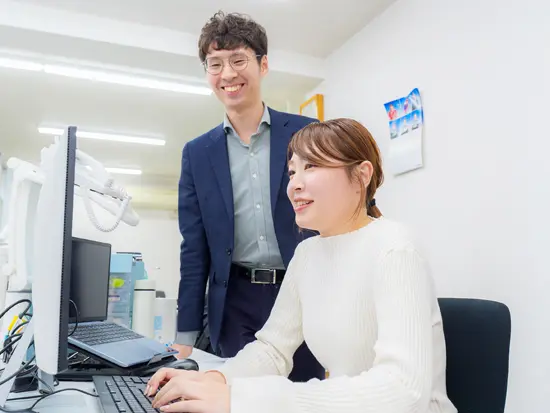 穏やかで温かい社風です。意見を言いやすい雰囲気があるため、働きやすいと思います♪