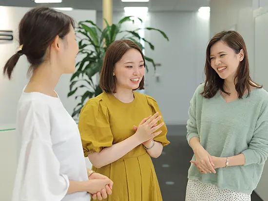 20代～30代活躍中！安定の上場企業グループで専門スキルを磨きませんか？