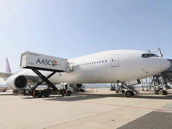 空港の非日常的な雰囲気の中で働けることから、飛行機好きにはたまらない環境です！