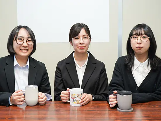 女性メンバー活躍中！基本的に定時退勤できており、プライベートも満喫いただけます♪