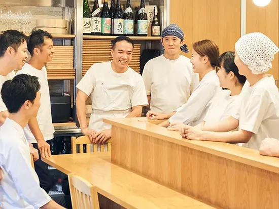 食べて、飲んで、考えて。 また考えて、食べて、飲んで、考える。