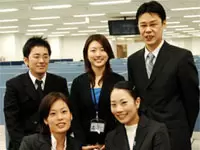 ニイウス コー株式会社（東証一部上場）