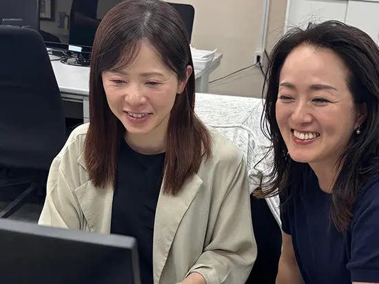 先輩社員が隣でイチからお教えするので、未経験の方もご安心ください！